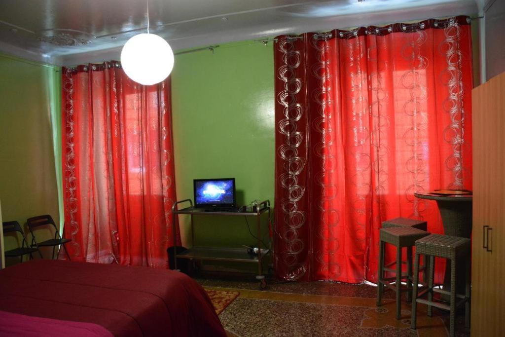 Sole Rosso Hotel Genoa Bagian luar foto