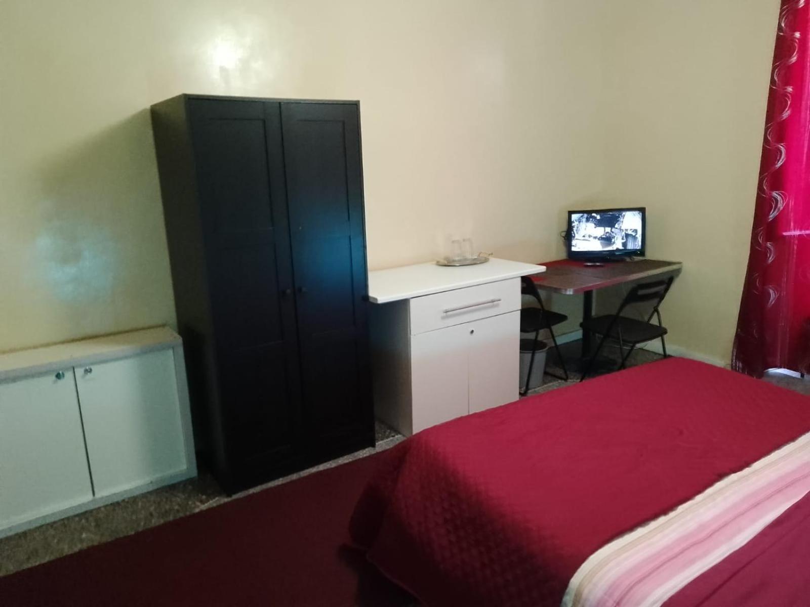 Sole Rosso Hotel Genoa Bagian luar foto